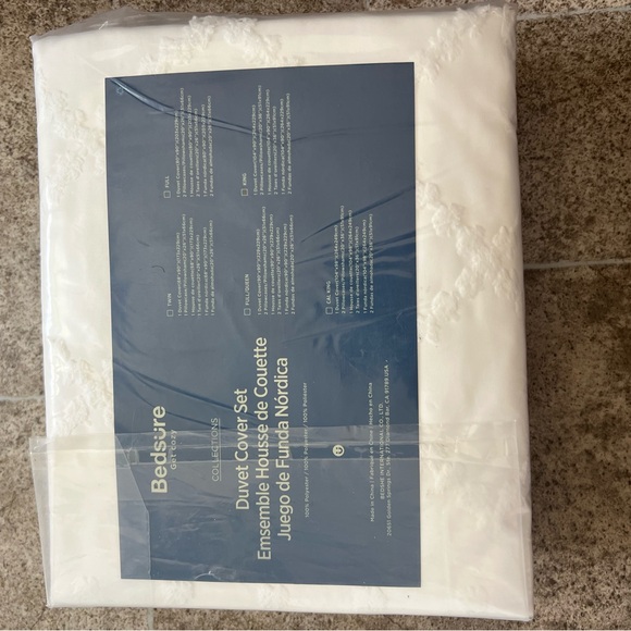 Bedsure White Embroidered Duvet Cover - Picture 3 of 4